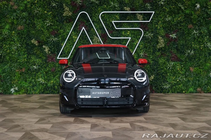 Mini Cooper JCW*PANO*PAKET XL*ZÁRUKA* 2024