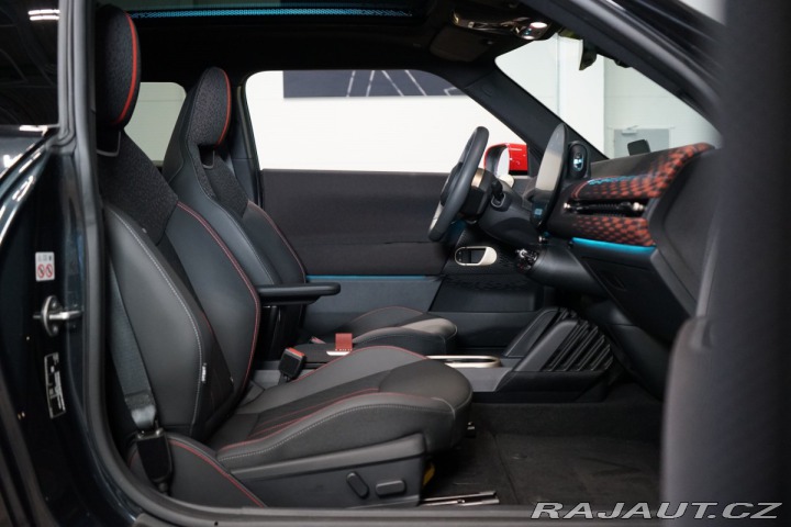 Mini Cooper JCW*PANO*PAKET XL*ZÁRUKA* 2024