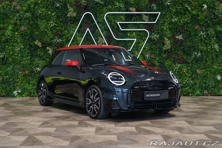 Mini Cooper JCW*PANO*PAKET XL*ZÁRUKA* 2024
