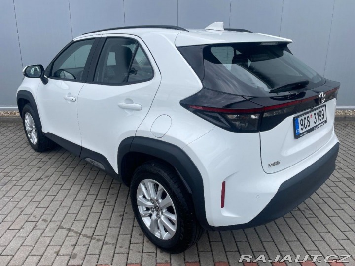 Toyota Yaris Cross 1,5i 92kW COMFORT 2023