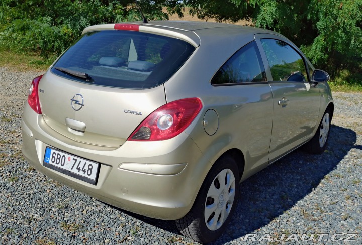Opel Corsa 1.2 16V 80k 3dveře 2008
