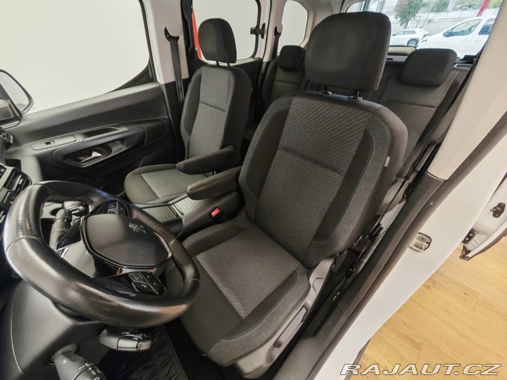 Peugeot Rifter 1.5 HDi blue ALLURE 2021