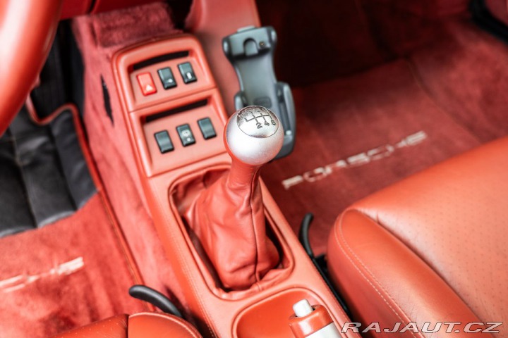 Porsche 911 Turbo Manuál 1800