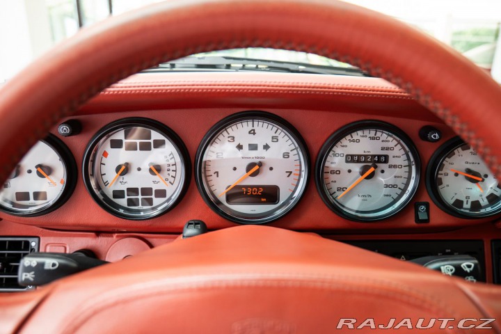 Porsche 911 Turbo Manuál 1800