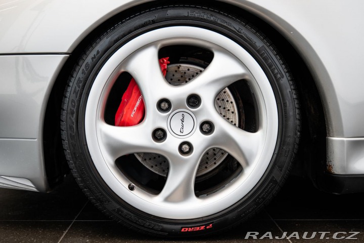 Porsche 911 Turbo Manuál 1800