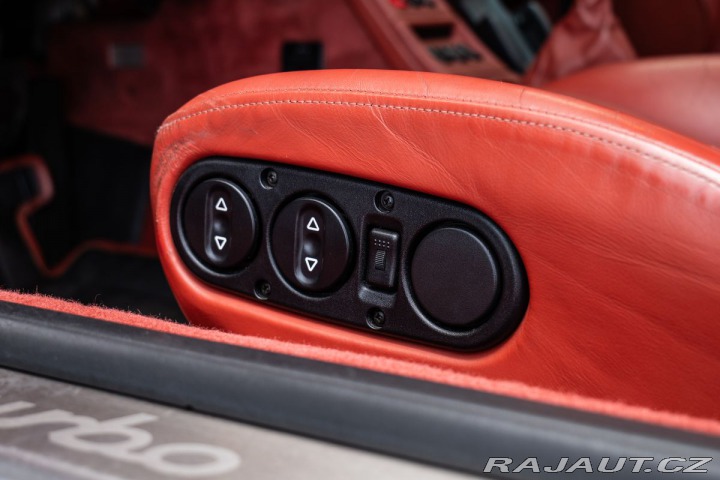 Porsche 911 Turbo Manuál 1800