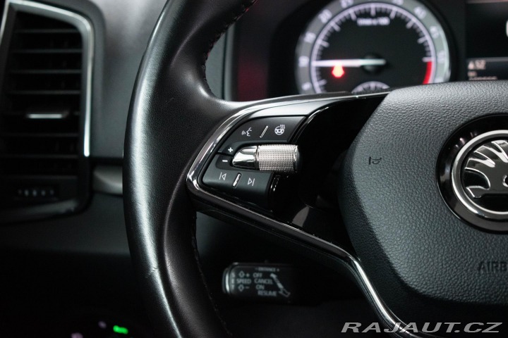 Škoda Karoq 2.0 TDI REZERVACE 2021