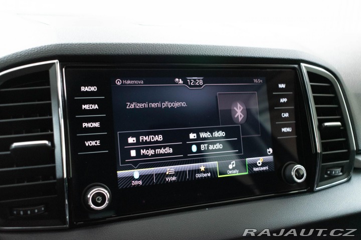 Škoda Karoq 2.0 TDI REZERVACE 2021