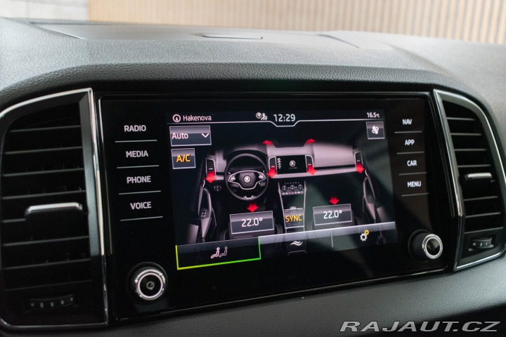 Škoda Karoq 2.0 TDI REZERVACE 2021