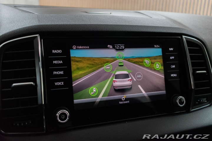 Škoda Karoq 2.0 TDI REZERVACE 2021