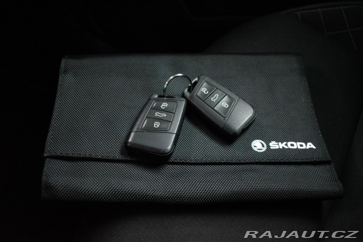 Škoda Karoq 2.0 TDI REZERVACE 2021