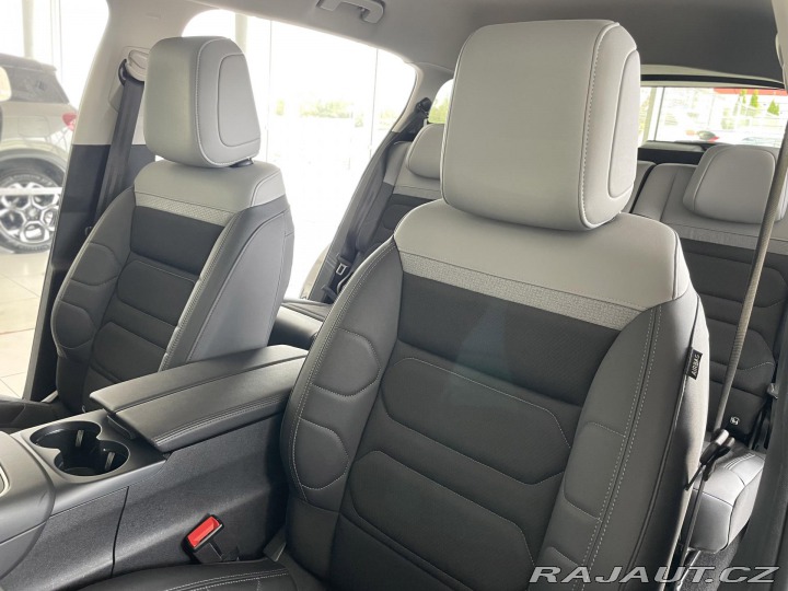 Citroën C5 Aircross 1,5BlueHDi AT8*MAX*KeyLes 2024