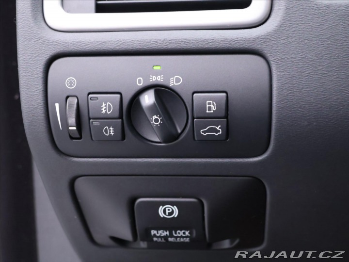 Volvo S80 2,4 D5 158kW Aut. Xenon K 2012