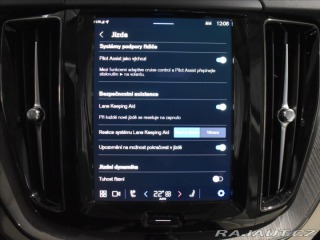 Volvo XC60 2,0 B4 AWD PLUS BLIS,bezk 2024
