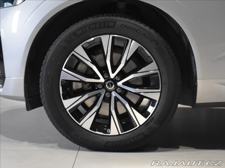 Volvo XC60 2,0 B4 AWD Plus Blis bezk 2024