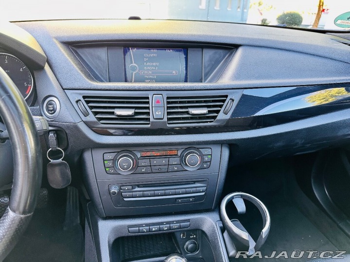 BMW X1 2,0 Drive 2011