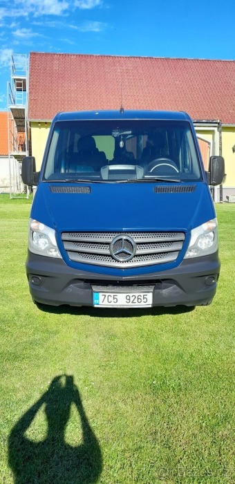 Mercedes-Benz Sprinter 2,2   L2H1 316-8 míst