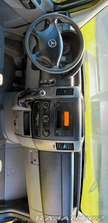 Mercedes-Benz Sprinter 2,2 L2H1 316-8 míst 2014