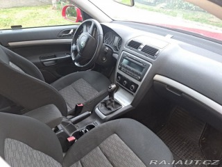 Škoda Octavia 2,0   2 2012