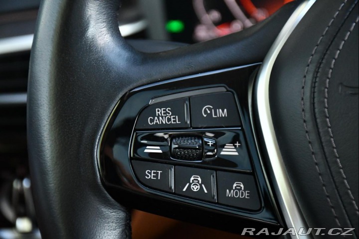 BMW 5 530d xD LUXURY HUD PANO T 2021