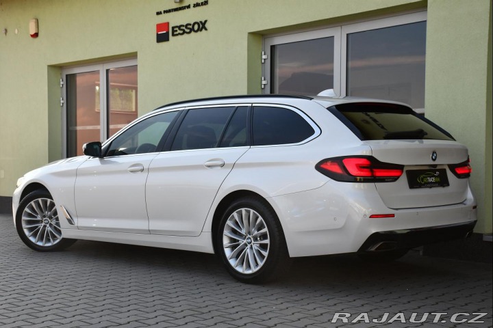 BMW 5 530d xD LUXURY HUD MASAŽ 2021