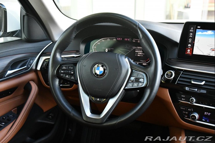 BMW 5 530d xD LUXURY HUD PANO T 2021