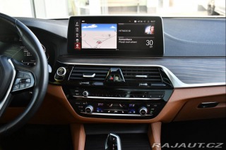 BMW 5 530d xD LUXURY HUD MASAŽ 2021
