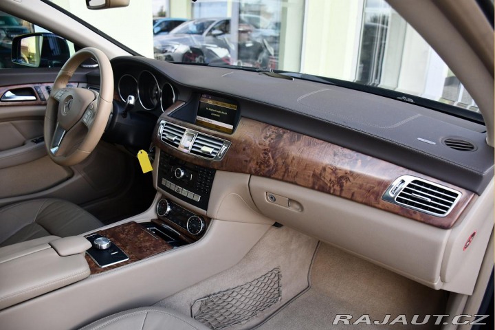 Mercedes-Benz CLS 350 KAMERA H/K 2011