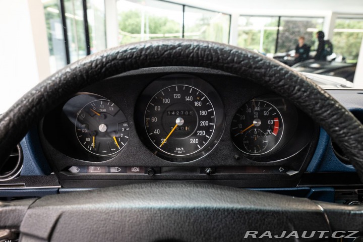 Mercedes-Benz SL  1800