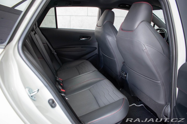 Toyota Corolla 2.0Hybrid*GR SPORT*KAMERA 2021