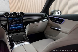 Mercedes-Benz GLC 200 4M*AVANTGARDE*TAŽNÉ*Č 2024