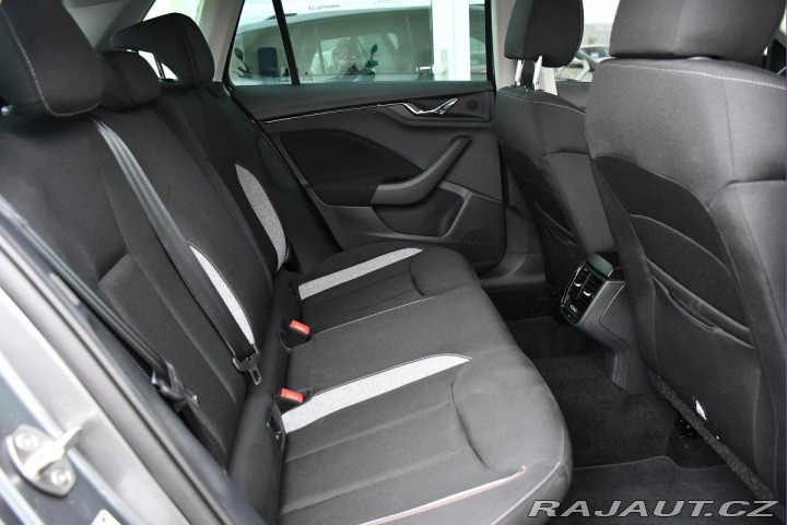 Škoda Kamiq 1.0TSi BLACK DOTS 4L-ZÁRU 2025