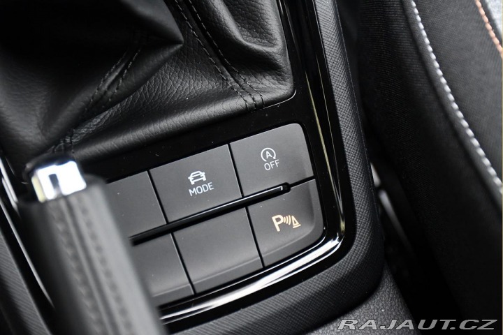 Škoda Kamiq 1.0TSi BLACK DOTS 4L-ZÁRU 2025