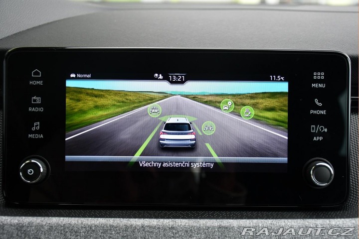 Škoda Kamiq 1.0TSi BLACK DOTS 4L-ZÁRU 2025