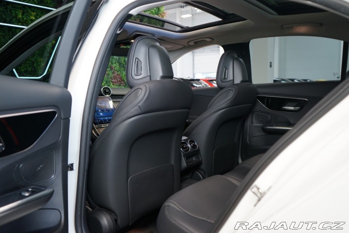 Mercedes-Benz C 220d*ZÁRUKA*PANO*LED*360* 2024