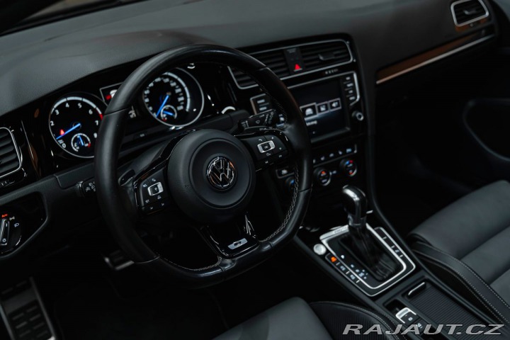 Volkswagen Golf VII Variant R BMT 4Motion 1800