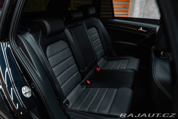 Volkswagen Golf VII Variant R BMT 4Motion 2015