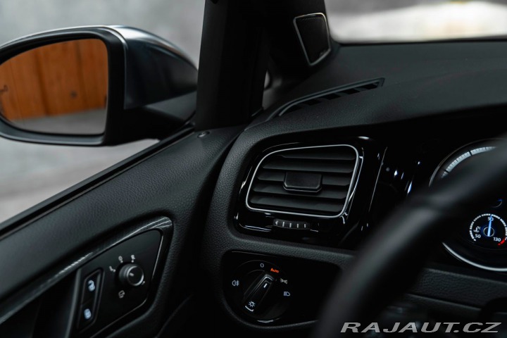 Volkswagen Golf VII Variant R BMT 4Motion 1800