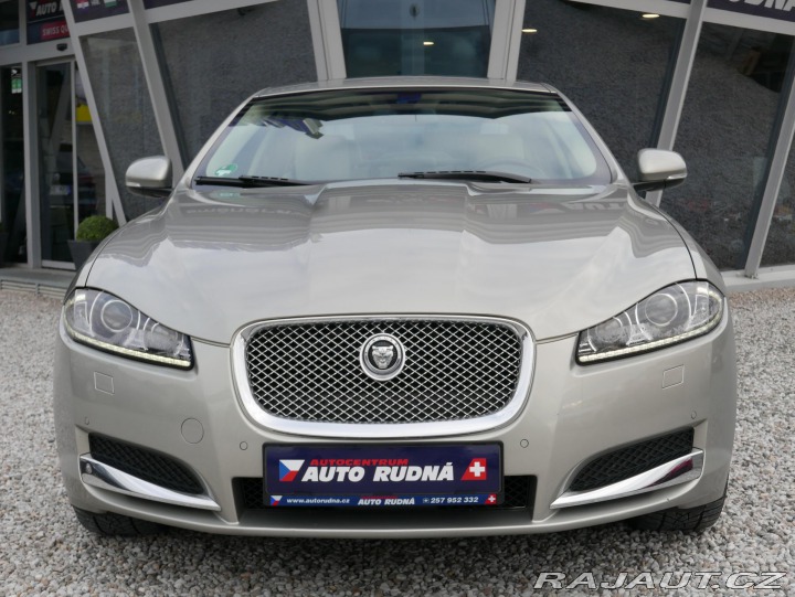 Jaguar XF 3,0 V6 AWD Automat REZERV 2013