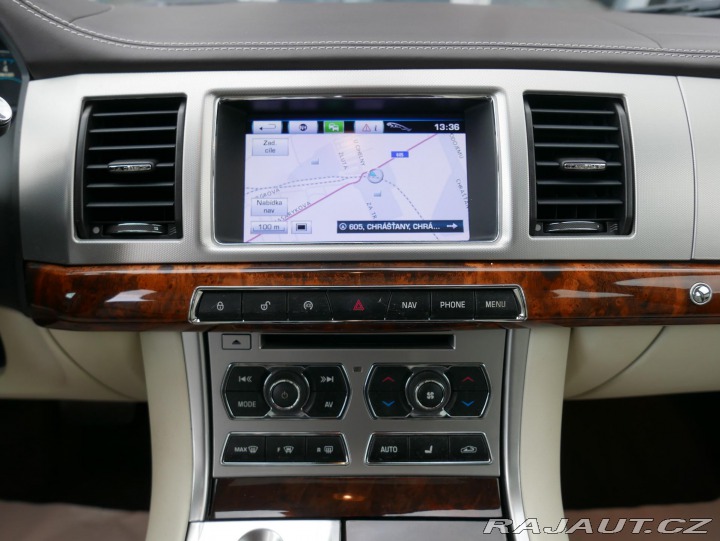 Jaguar XF 3,0 V6 S/C AWD Automat 2013