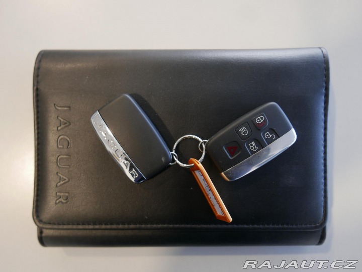 Jaguar XF 3,0 V6 AWD Automat REZERV 2013