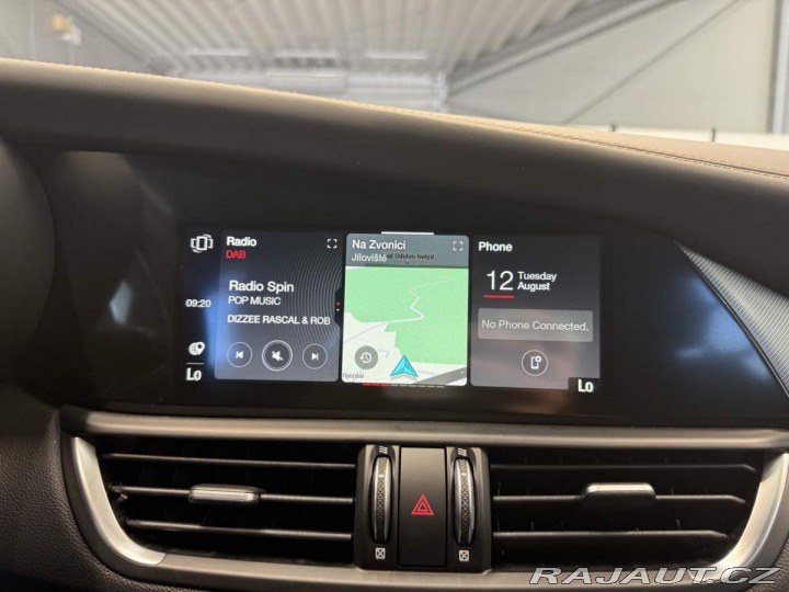 Alfa Romeo Giulia 2.0 Turbo 280k AT8 AWD I 2025