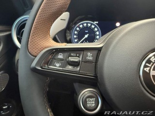 Alfa Romeo Giulia 2.0 Turbo 280k AT8 AWD I 2025