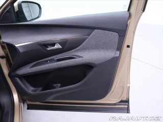 Peugeot 5008 1,2 PT 96kW Allure CZ 7-M 2017