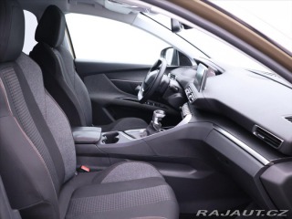 Peugeot 5008 1,2 PT 96kW Allure CZ 7-M 2017