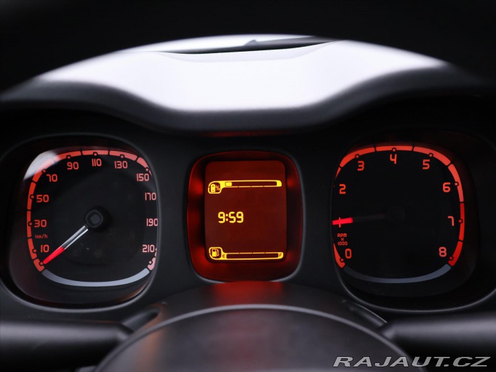 Fiat Panda 1,0 i Hybrid Cross Klima 2023