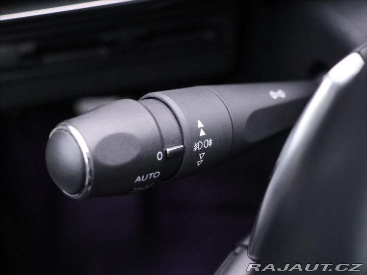 Peugeot 3008 1,5 HDI 96kW Allure Serv. 2018