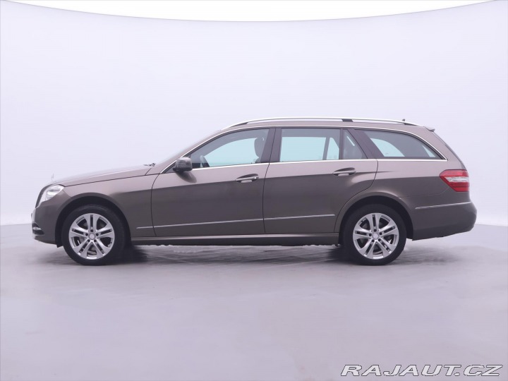 Mercedes-Benz E 3,5 350 4MATIC 200kW Avan 2010