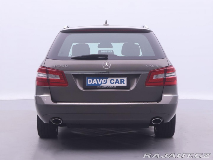 Mercedes-Benz E 3,5 350 4MATIC 200kW Avan 2010