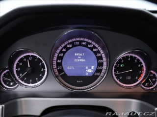 Mercedes-Benz E 3,5 350 4MATIC 200kW Avan 2010